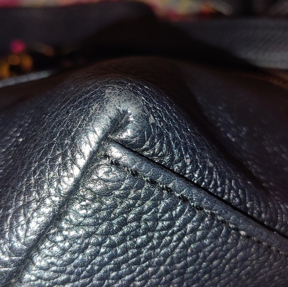 Michael Kors Jamesport Black Leather Shoulder Bag with Gold Accents EUC - Picture 8 of 8